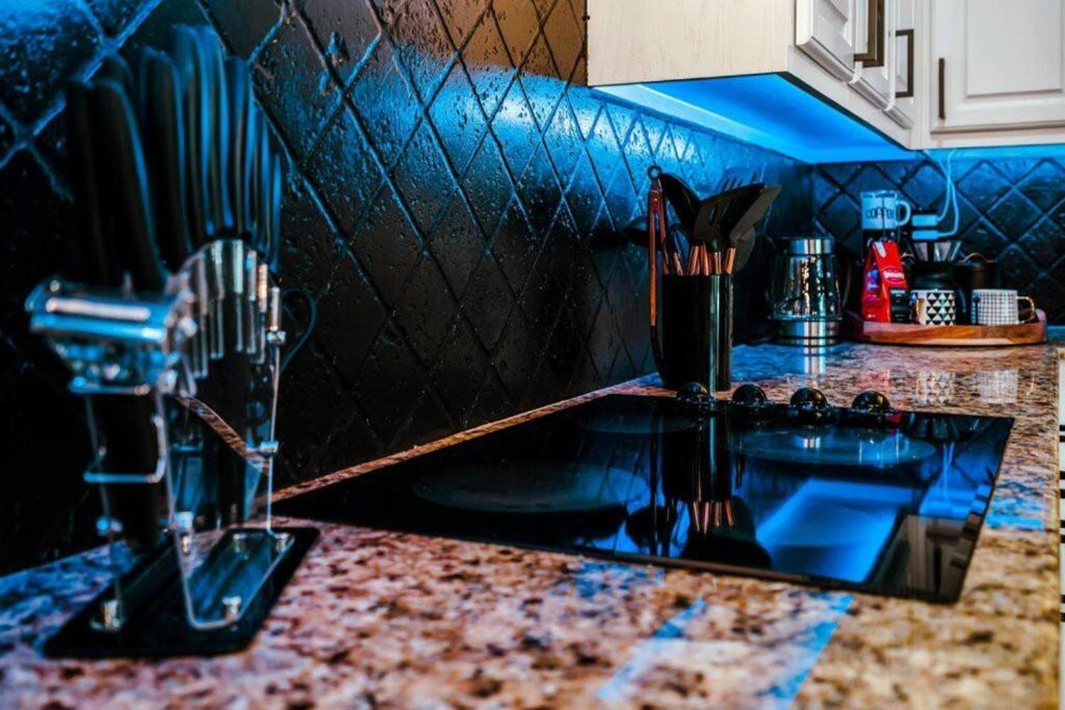Stylish & Romantic Home, Long-Term Friendly, King Baton Rouge Ngoại thất bức ảnh