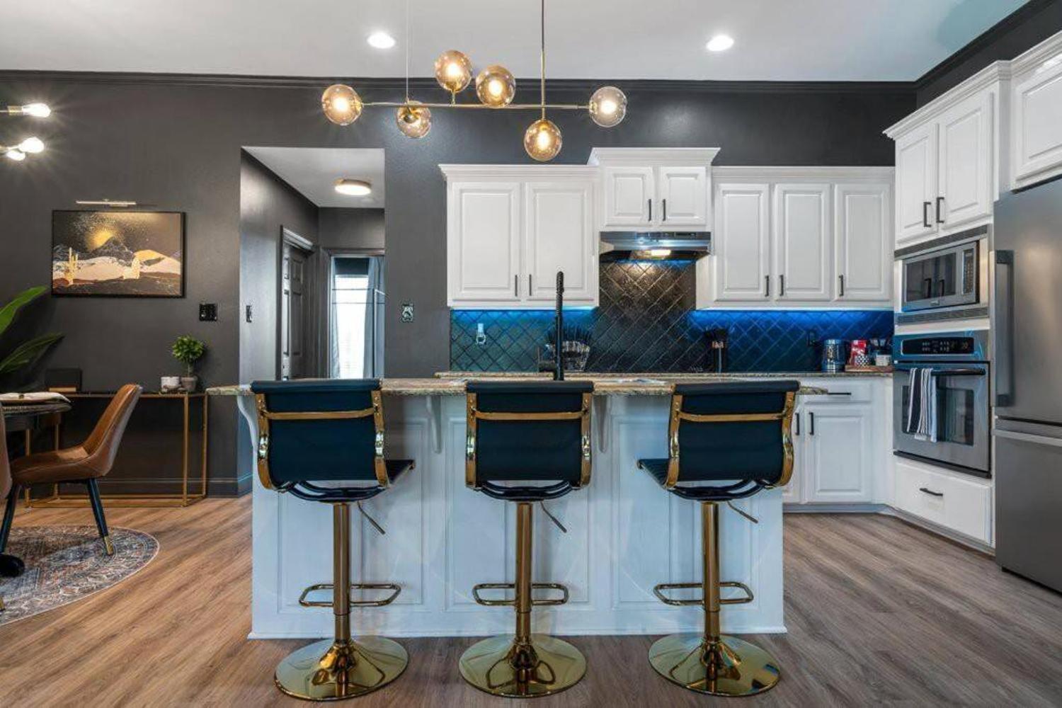 Stylish & Romantic Home, Long-Term Friendly, King Baton Rouge Ngoại thất bức ảnh